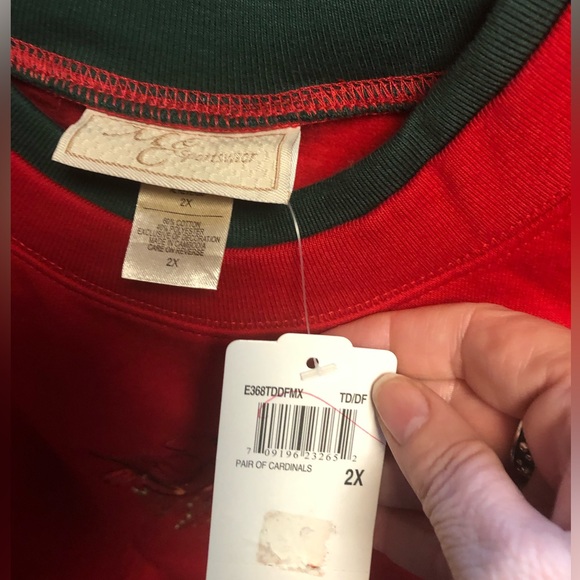 🎄MC Sportswear Christmas Sweatshirt - 502 $25 or $20 w/offer - Picture 2 of 3